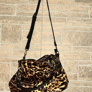 Moda Luxe Leopard Print Satchel with Floral Lining & Crossbody Strap